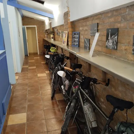 Hostel Iris Belgrade