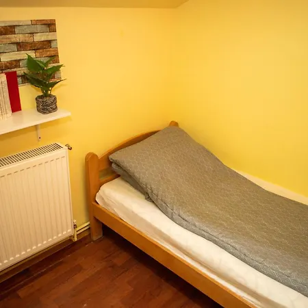 Hostel Iris Belgrade