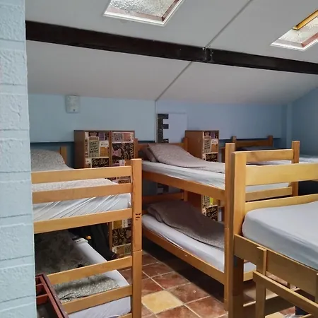 Hostel Iris